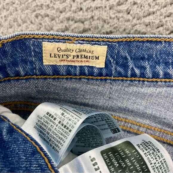 Levi's Premium Wedgie Straight Fit Women's Button Fly Jeans - Size: 25 - Picture 11 of 15